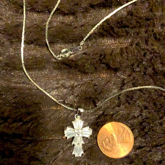 Dillard’s Retail Silver Austrian crystal cross - Picture 4 of 4